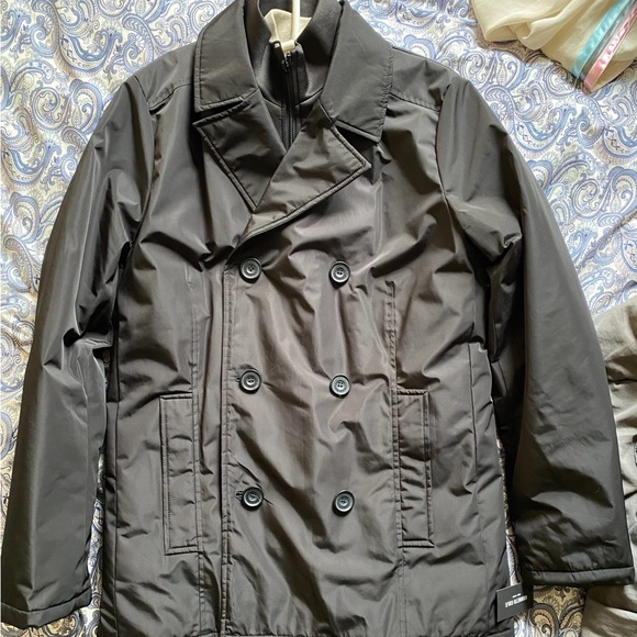 Kenneth Cole
Men's Double Breasted Peacoat with Removable Bib - Picture 9 of 9